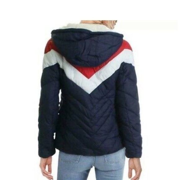 Reebok Sherpa Fur Hood Quilted Puffer Jacket - Chevron Red White & Navy Blue - Picture 6 of 8